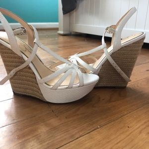 Jessica Simpson Wedges